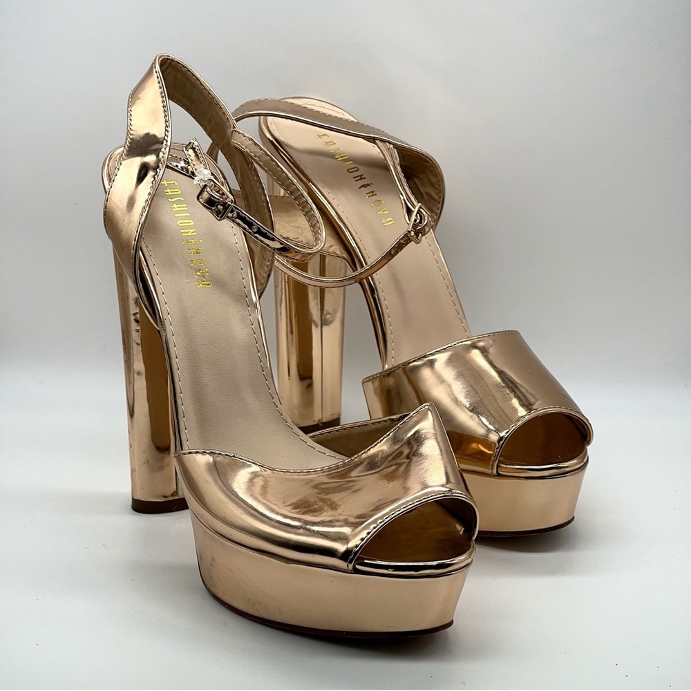 Fashion Nova Rose Gold Metallic Platform Heels